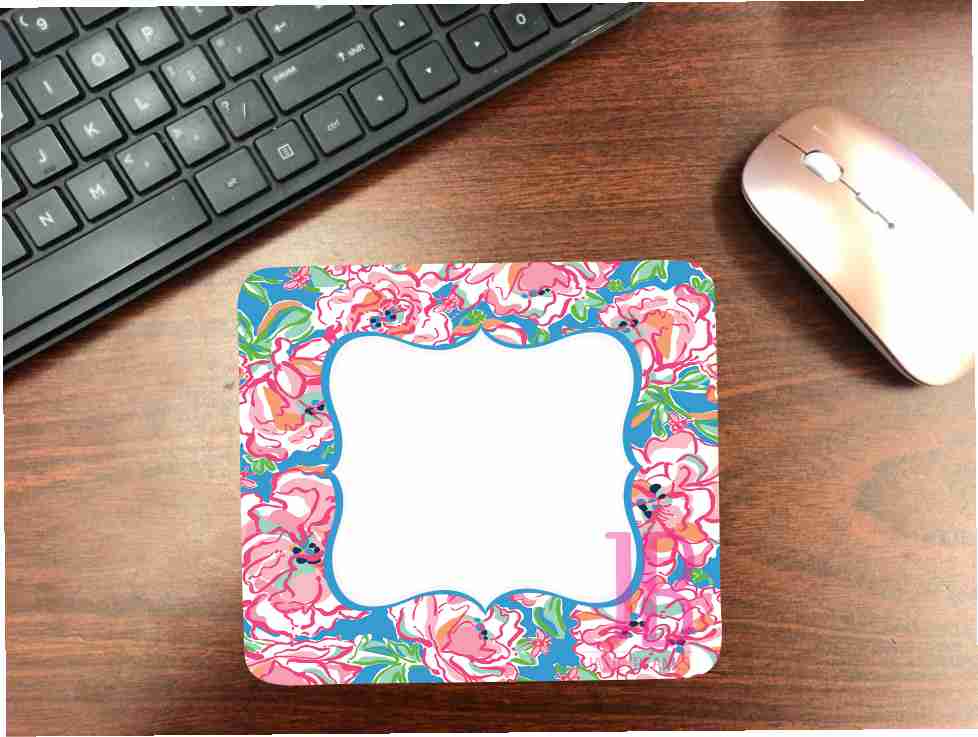 Lilly #4 Mouse Pad