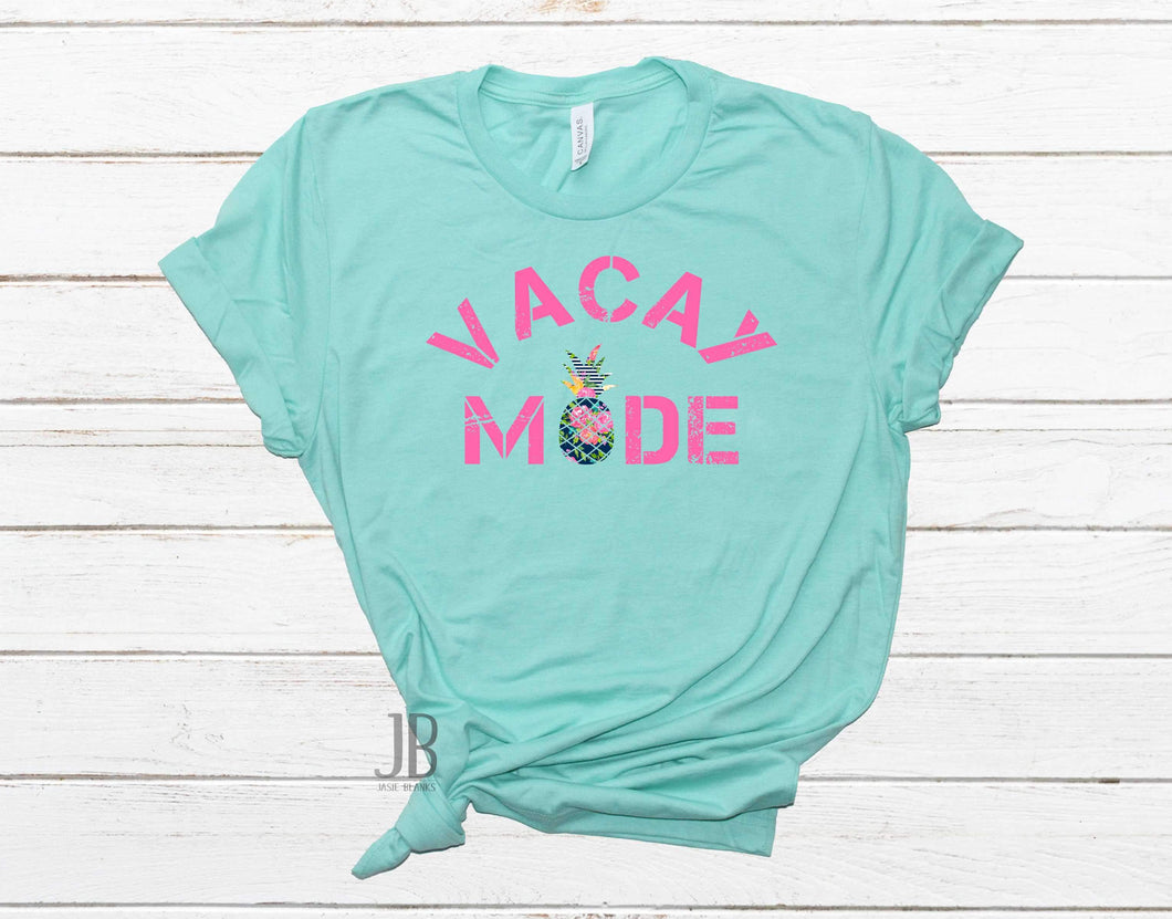 VACAY MODE - Graphic Tee